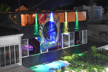 Bahía Karaoke-Bar en Puerto Escondido