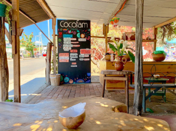 Restaurante Cocofam Vegetariano, Comida Oriental en Puerto Escondido 